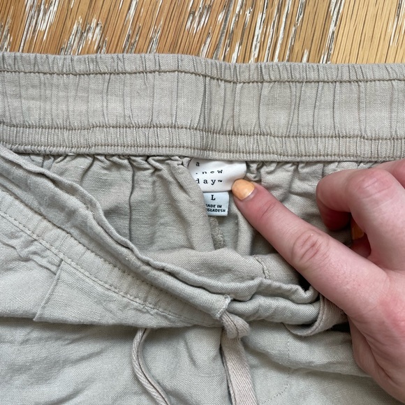 Beige Linen Wide Leg Pants - Picture 7 of 7